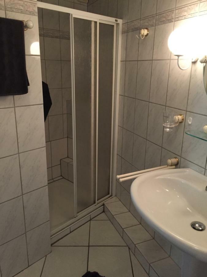 Apartment Am Park Tönisvorst 外观 照片